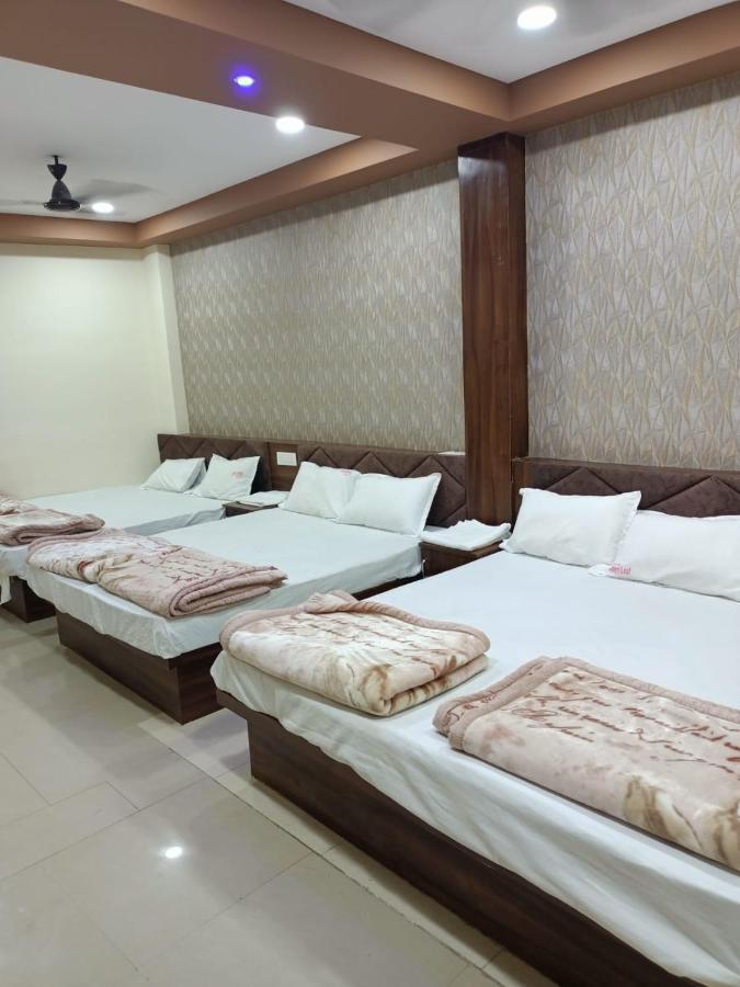 Green Leaf Hotel Удджайн Екстер'єр фото